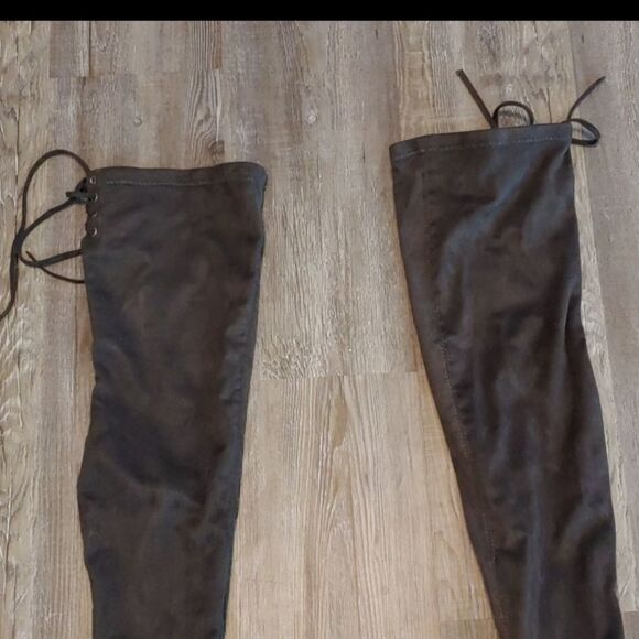 JustFab grey abbie flat over the knee boots Sz 7 - Picture 3 of 6